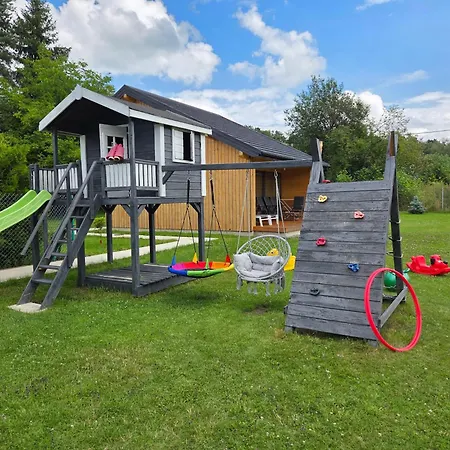 בקתה Komfort Z Jakuzzi Przy Parku Zdrojowym *